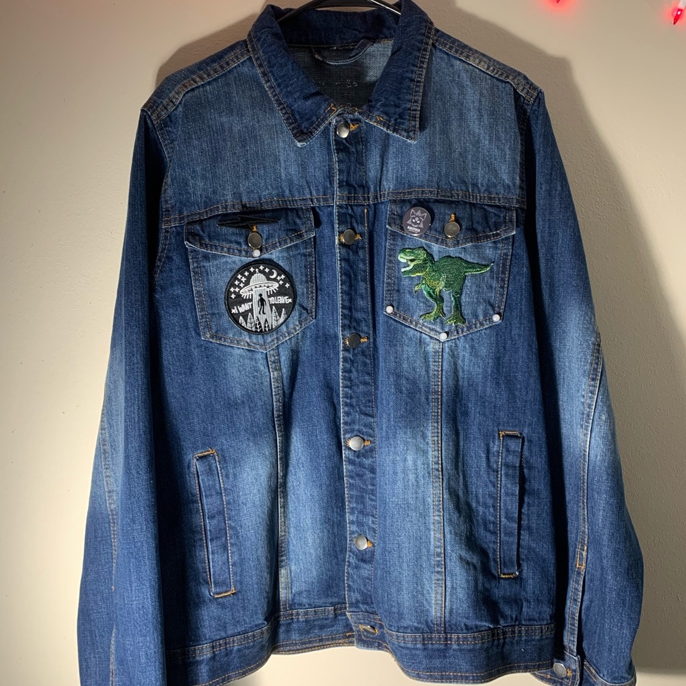 Denim jacket with added patches and pins L